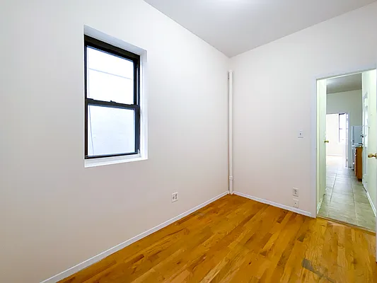 Rented by Compass | media 14