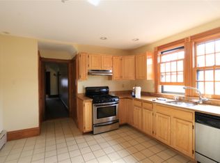 27 Chester St #1, Somerville, MA 02144