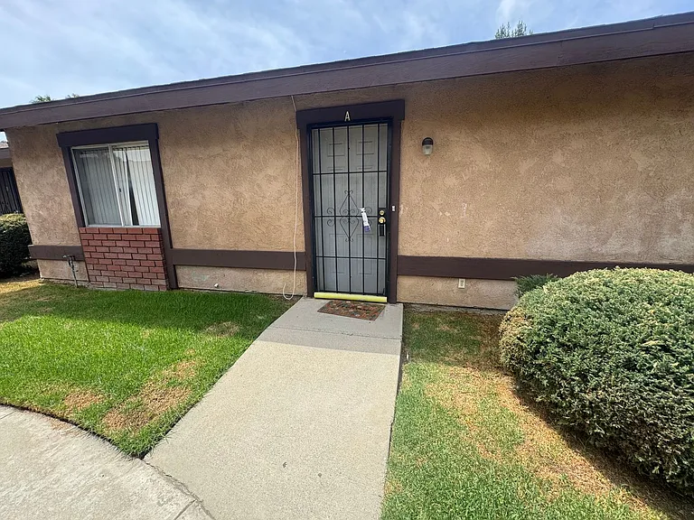 533 Montecito — Photo 1