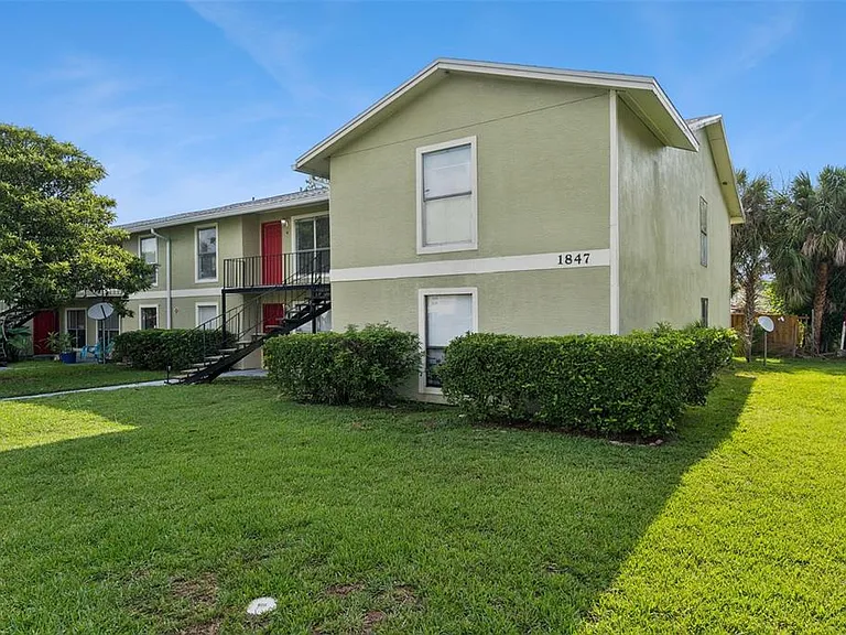 1847 Caralee Blvd #4 — Photo 3