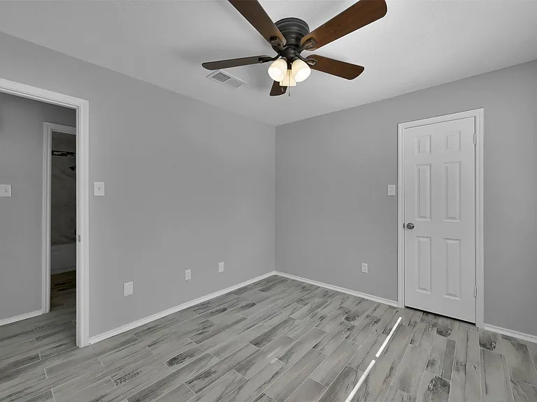 2306 Piddler Dr — Photo 32