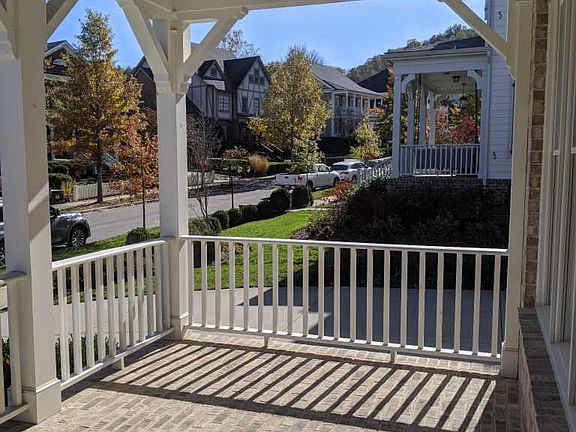 2nd image of 1559 Fleetwood Dr