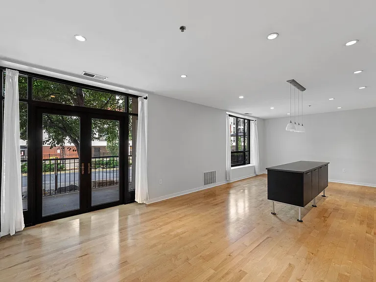 3104 W Lake St #104 — Photo 6