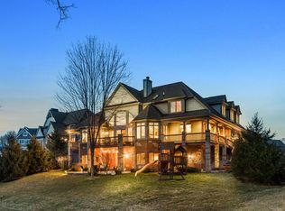 3166 Aspen Ridge Ct, Howell, MI 48843