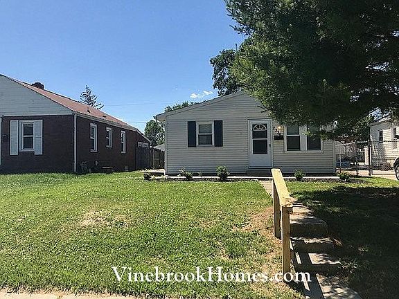 4th image of 2336 Villa Ave