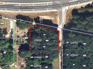 103 Twin Lake Grove Dr, Interlachen, FL 32148
