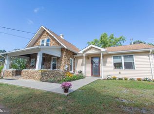 837 Coldspring Rd, Fayetteville, PA 17222
