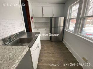 515 Village St APT 1, Kalamazoo, MI 49008