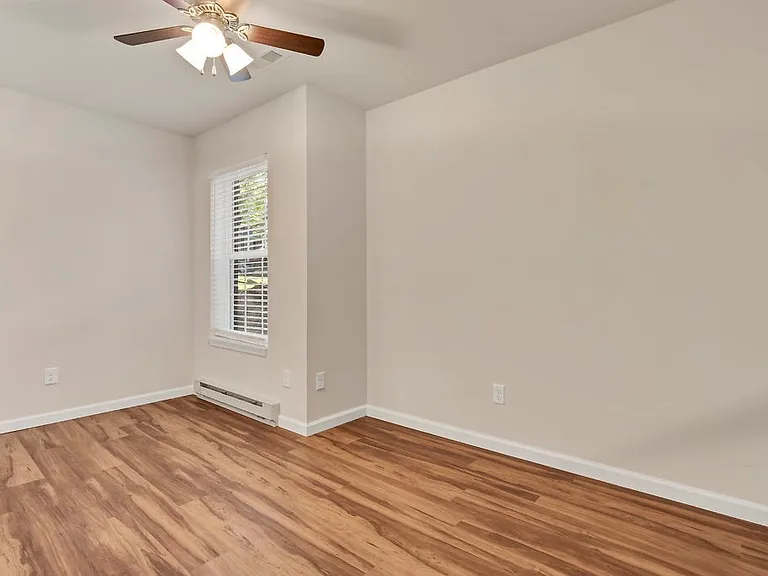 1112 Bertling St #9 — Photo 5