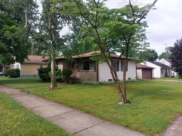 420 N 14th St, Niles, MI 49120
