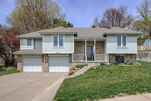 2812 Courtney Cir Photo 1
