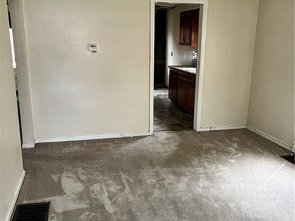 4th image of 617 Osmond Ave
