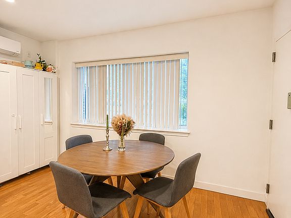 3rd image of 8 E 4th St APT 1