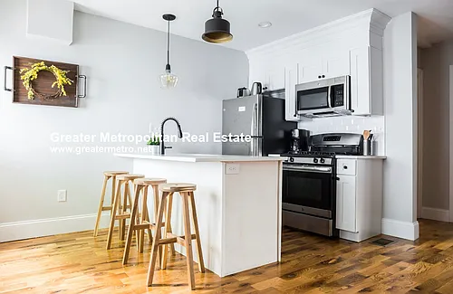 143 Everett St #1 Photo 1