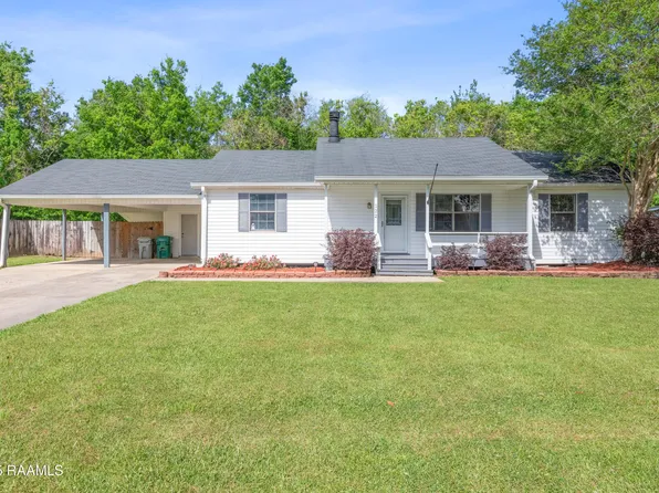 122 Southfork Dr, Youngsville, LA 70592