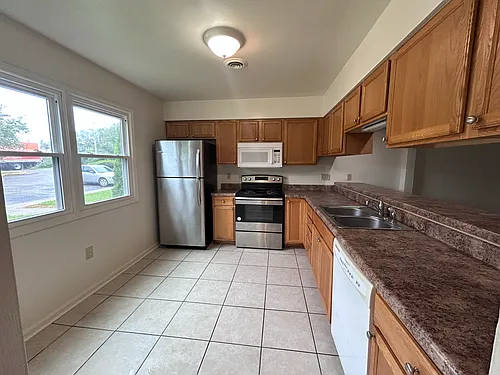 2618 Belle Ave NE #MAIN Photo 1