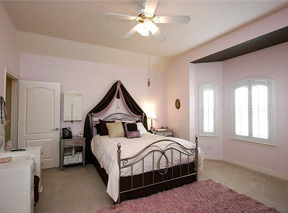 3rd image of 16607 Winter Rose Ct
