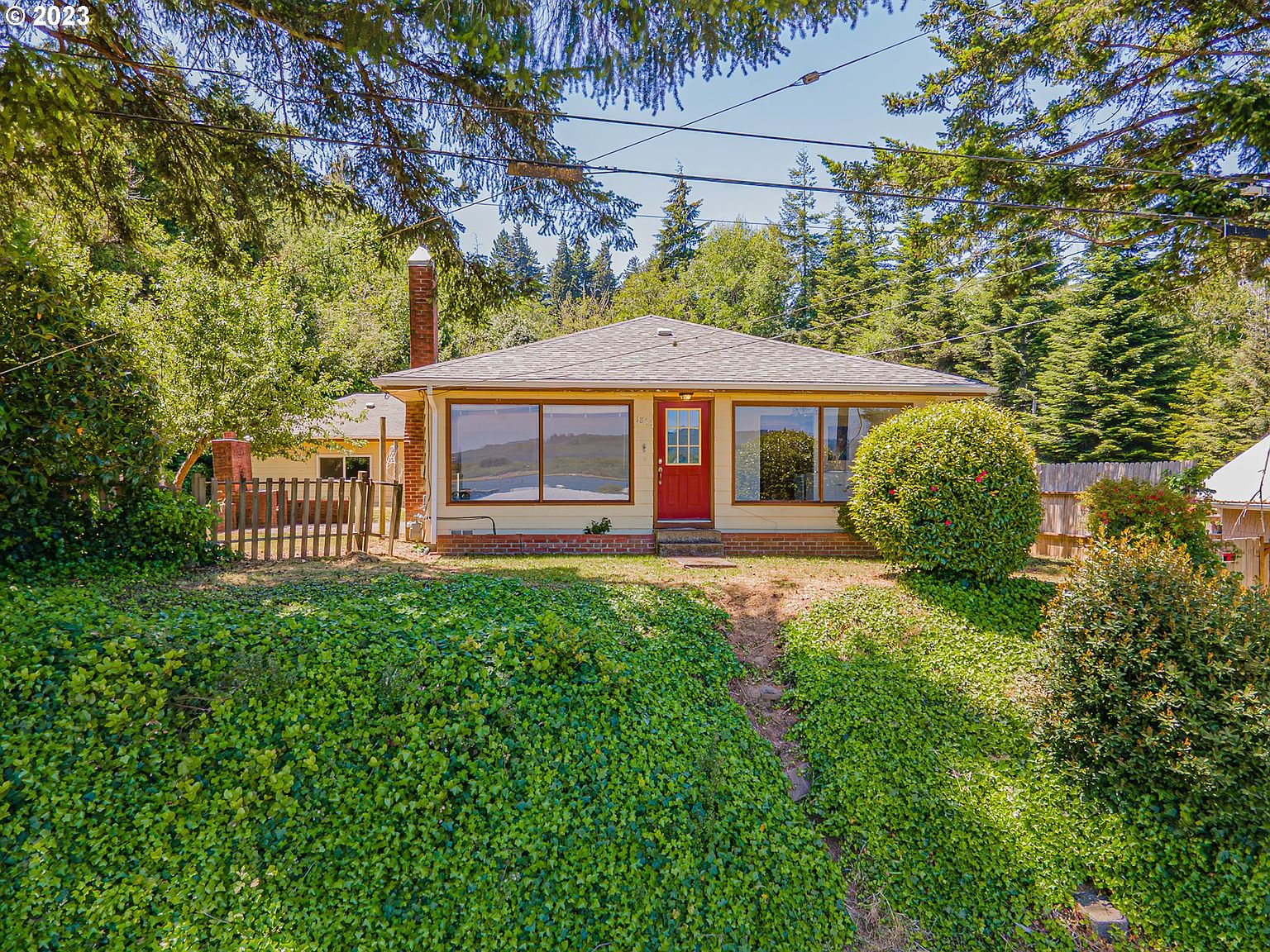 1865 N 8th St, Coos Bay, OR 97420 Zillow