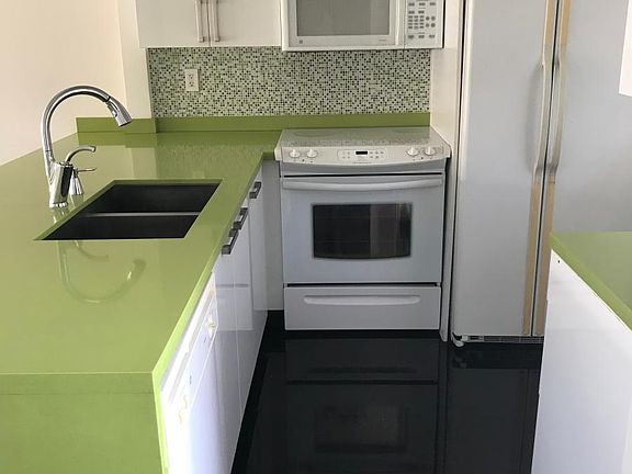 4th image of 701 Euclid Ave APT 404