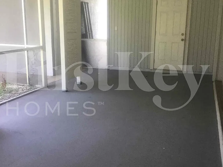 687 SW Heather St — Photo 36