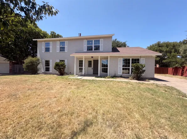 526 Royal Valley Rd, Grand Prairie, TX 75052