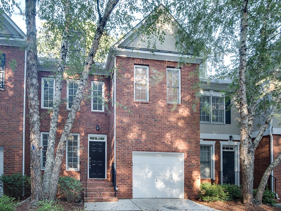 1st image of 4707 Longcourt Dr SE #4707