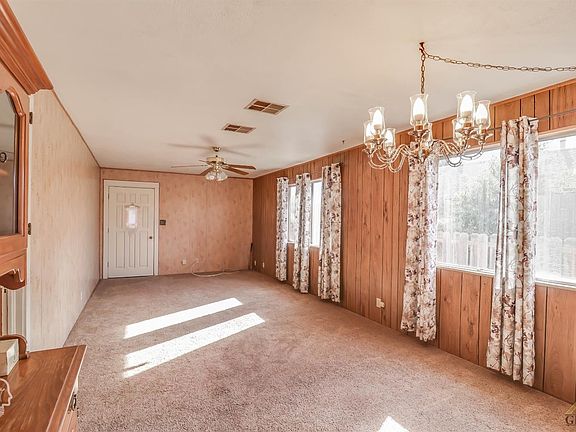 3rd image of 18431 Poplar Ave