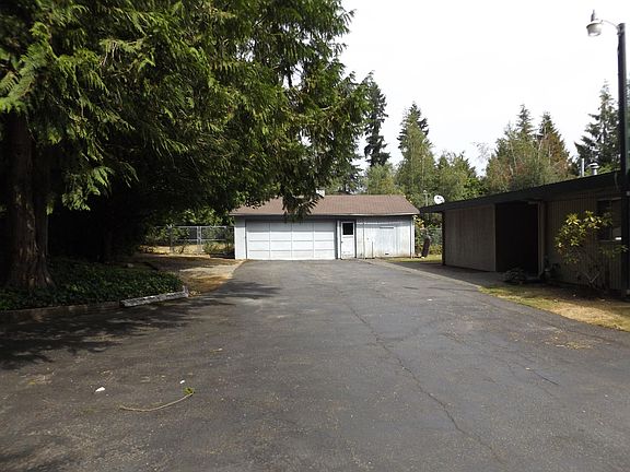 5th image of 14660 NE 55th St