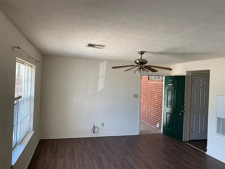 3801 College Main St #A-D — Photo 7