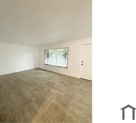 1830 Maravilla Ave #109 — Photo 2