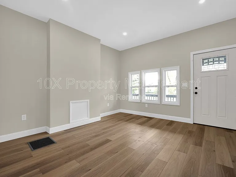555 Kimball Pl — Photo 7