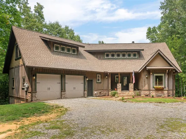 394 Valley View Dr, Pisgah Forest, NC 28768