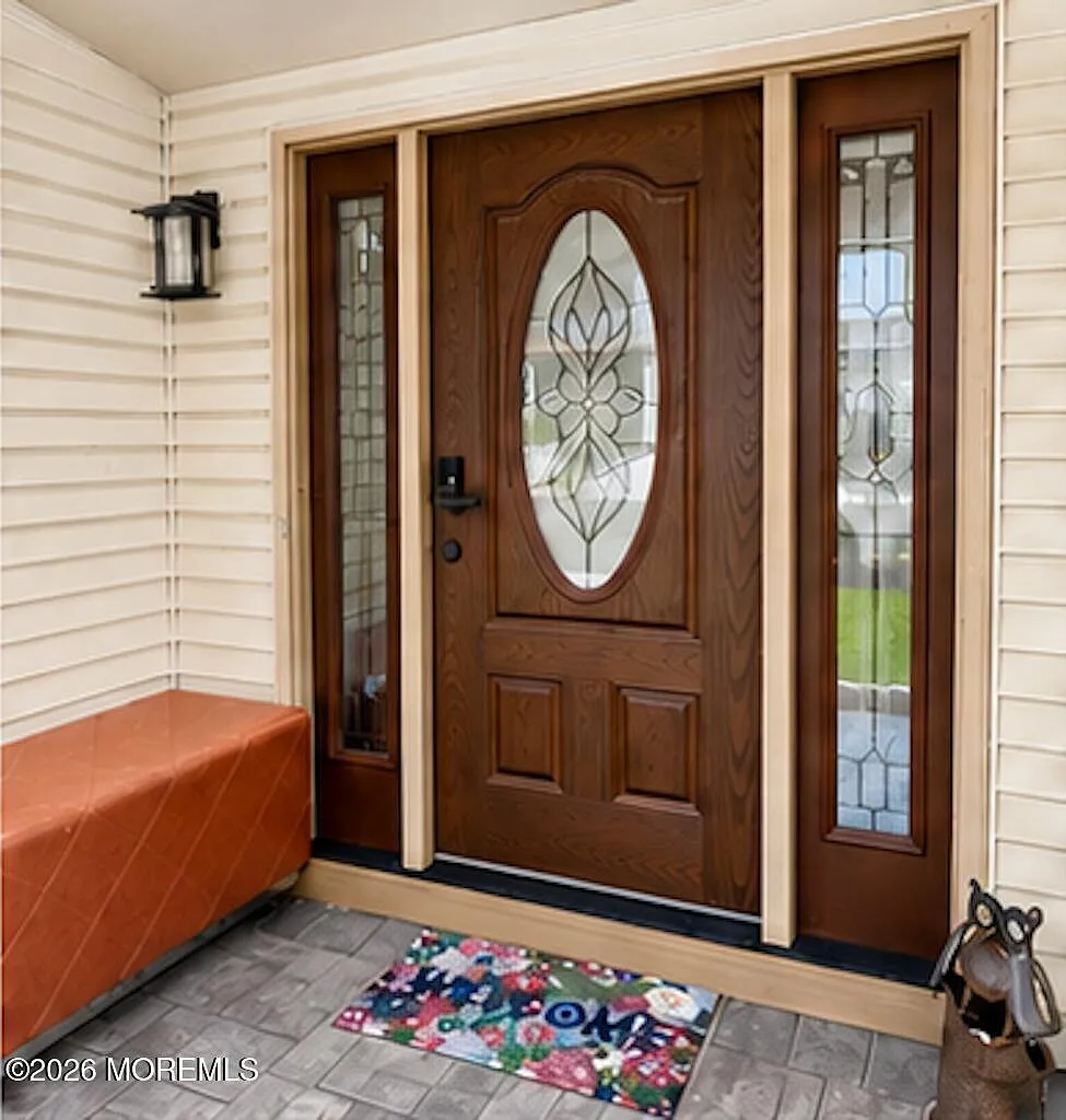 2 bed, 1.5 bath, 1635 sqft, $3,000 — Photo 3