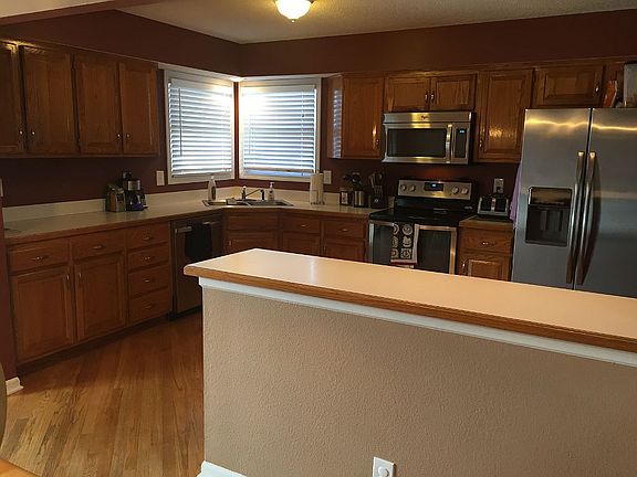 5th image of 15703 Horton Ln