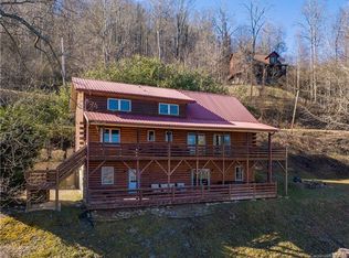 206 Jubilee Way, Waynesville, NC 28785