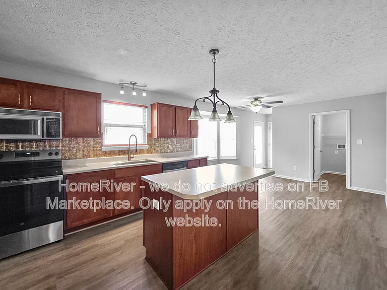 8446 Coppel Ln — Photo 10