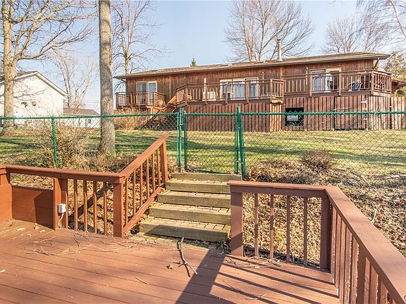 5th image of 20949 Storrs Rd