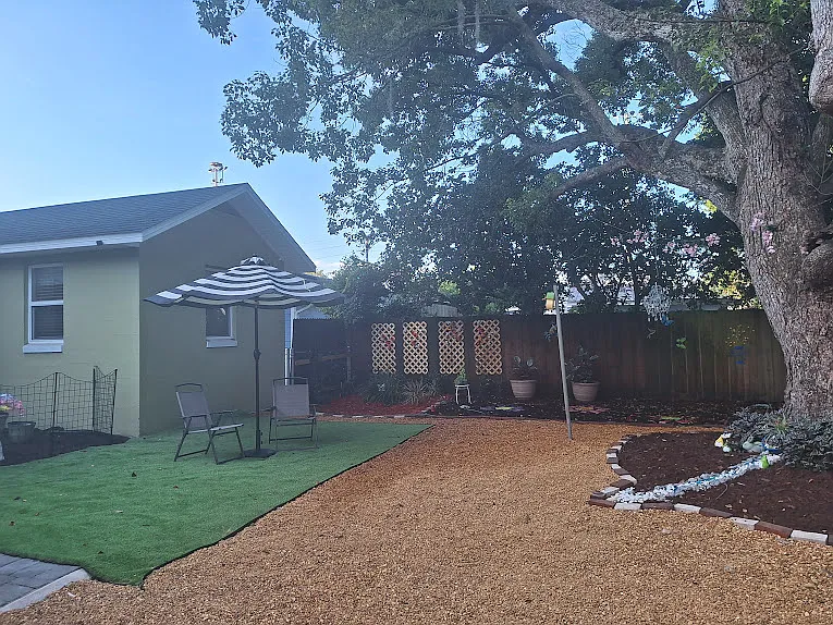314 S Rhodes St — Photo 27