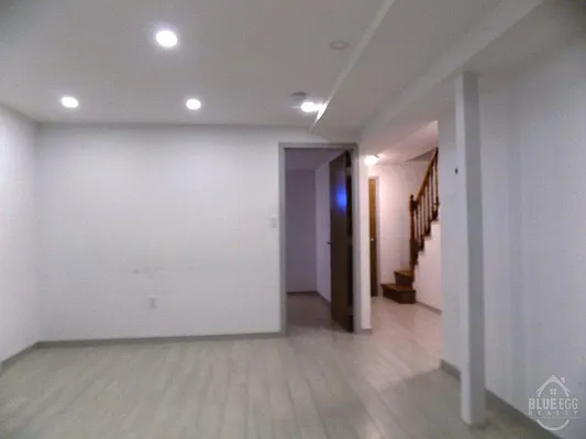 Rented by Blue Egg Realty Corp | media 54