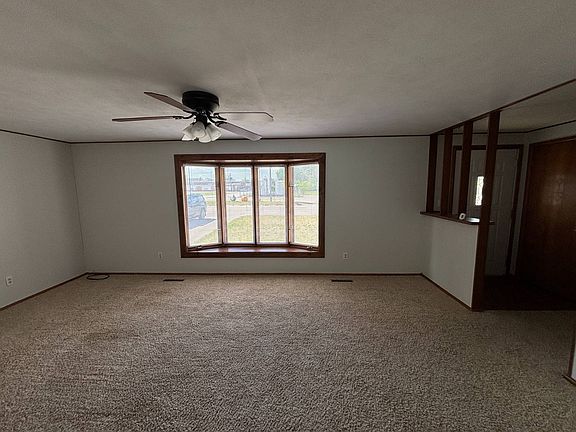 3rd image of 300 W Main St