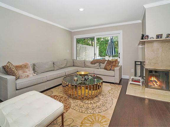5th image of 149 Foxwood Dr