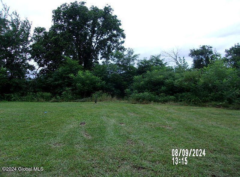 3rd image of 52 Todd Road