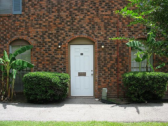 2nd image of 5210 Arboles Dr #1