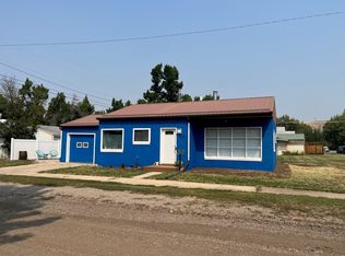 1019 4th Ave S, Lewistown, MT 59457