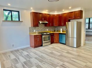 8524 10th Ave FLOOR 2, Brooklyn, NY 11228