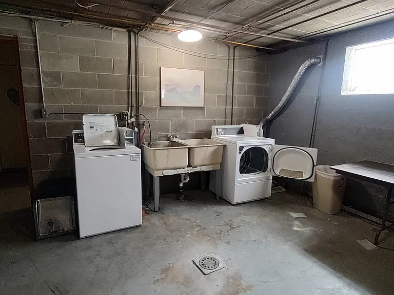 741 Washington Ave #1 — Photo 22