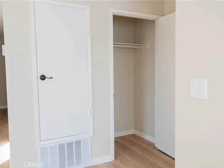 1219 N Edwards St #33 — Photo 37