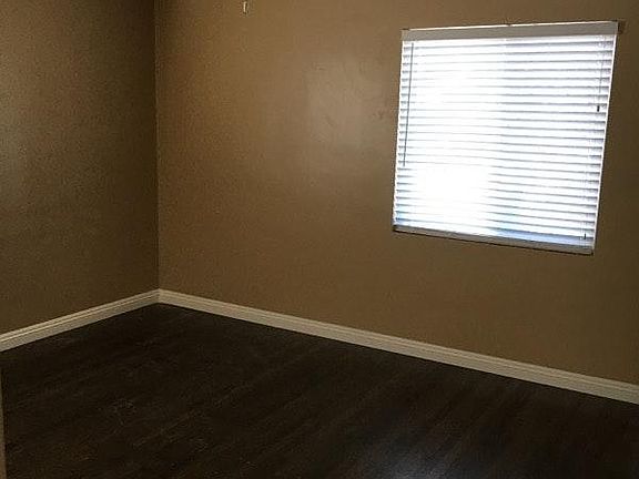 5th image of 3528 Eucalyptus Ave