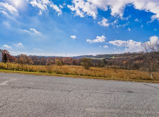 31 Oak Crest Dr, Stoystown, PA