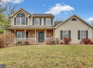 356 Blacksmith Rd, Douglassville, PA 19518